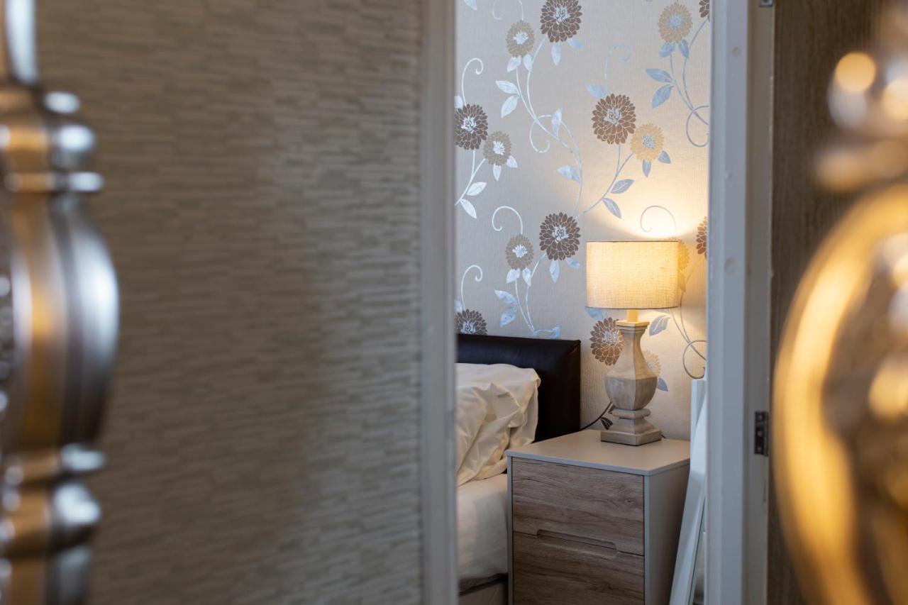 Snooze Bed and Breakfast Λαντούντνο Εξωτερικό φωτογραφία